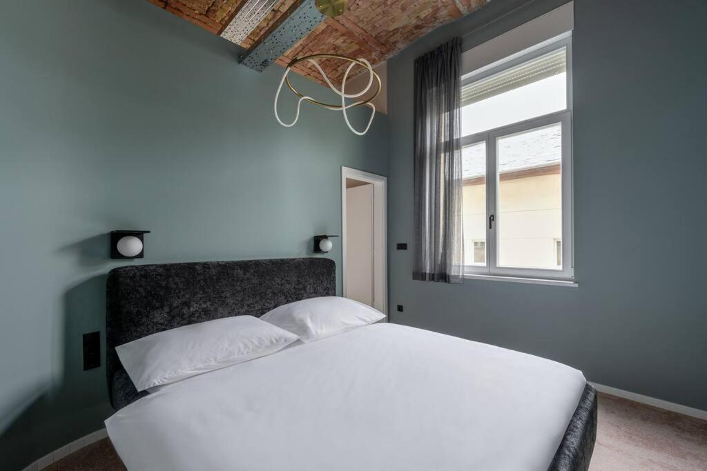 A50-designer Aparments No 3